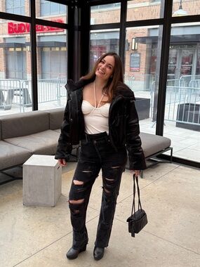 Meet your Posher, Lexa